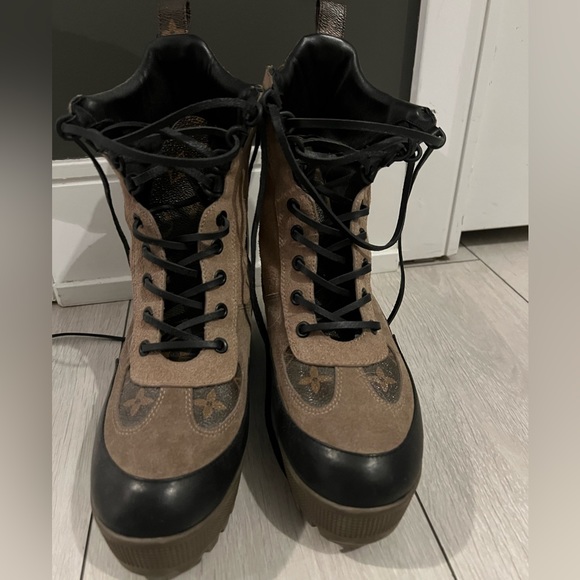 COPY - LV Laureate Platform Desert Boot - Picture 4 of 8